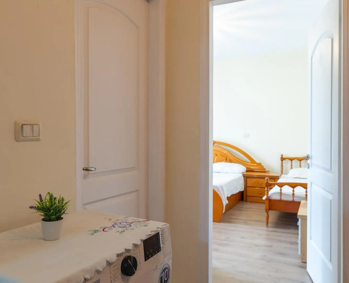 Apartment Seaside Serenity Saranda